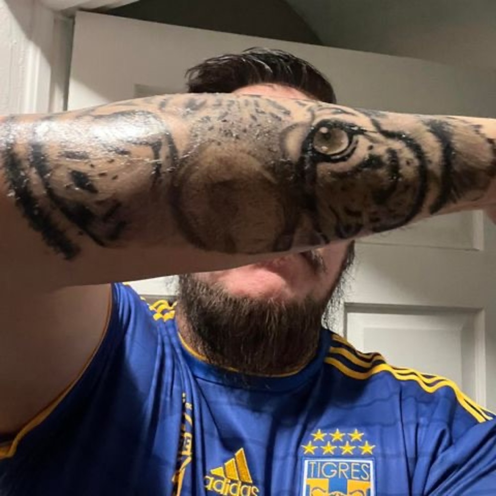 Meet your Posher, Wence